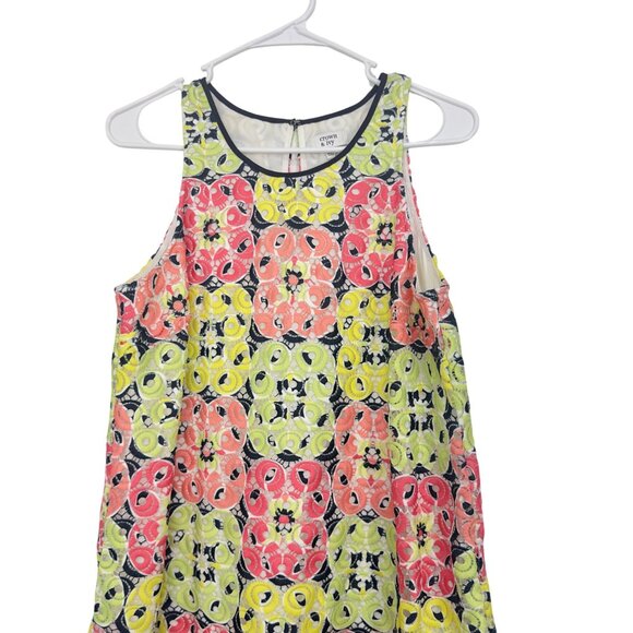 Crown & Ivy Womens Sleeveless Shift Dress Size S Multicolor Floral Crochet Lined - Picture 2 of 11